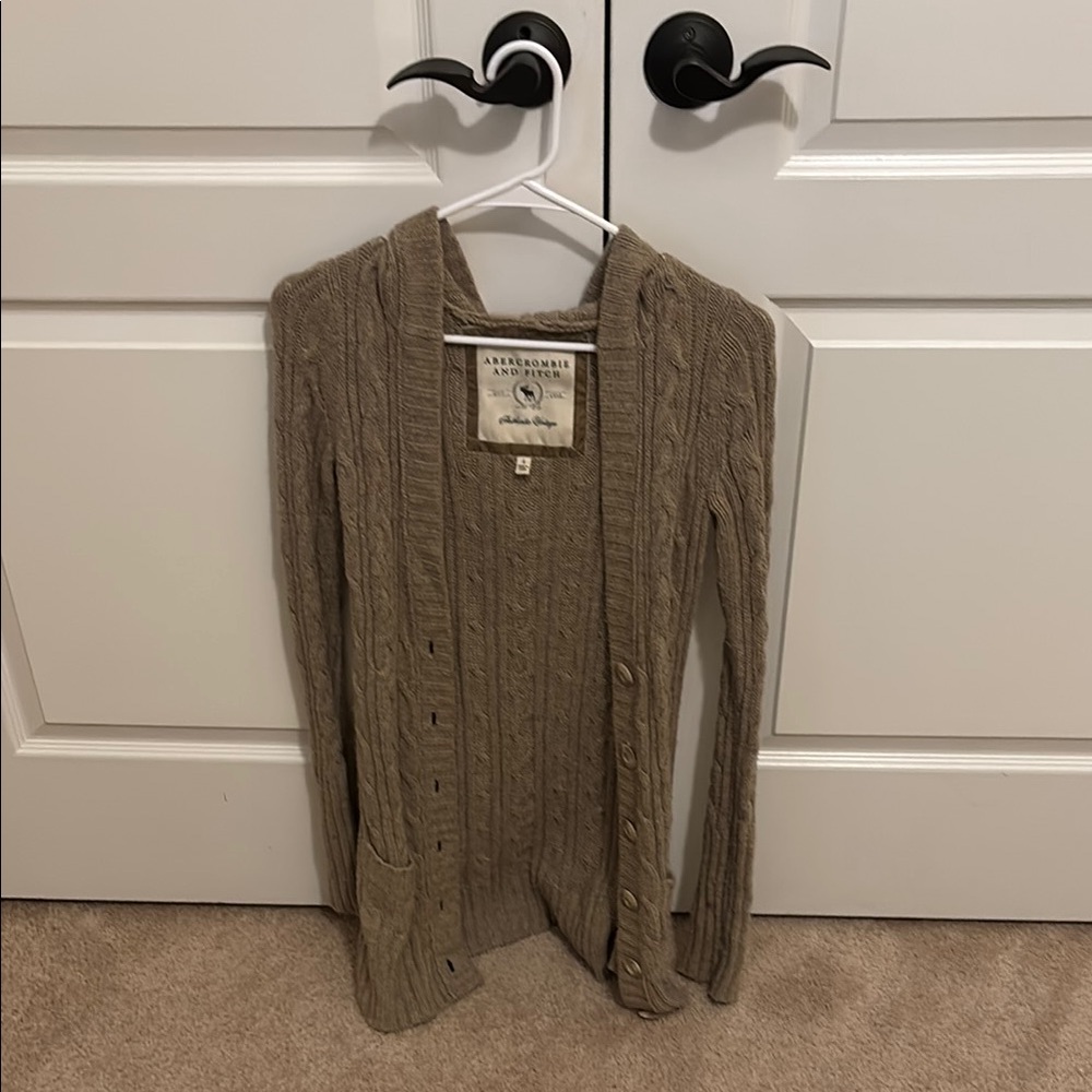 Abercrombie & Fitch Tan Cardigan Sweater